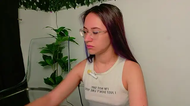 EvaBllake online show from March 25, 6:13 am