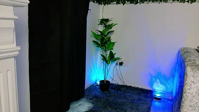 EvaBllake online show from March 19, 6:13 am