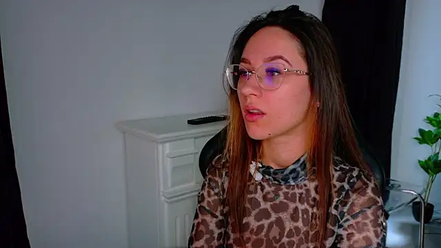 Snapshot of EvaBllake chatting on February 10, 6:12 am EvaBllake online show from February 10, 6:12 am