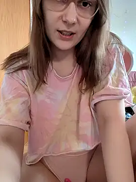 ox Tricia online show from March 6, 11:16 am