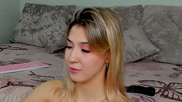 Bella svon online show from December 5, 4:27 pm