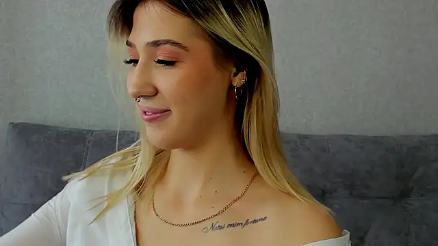 Bella svon online show from September 11, 8:14 am