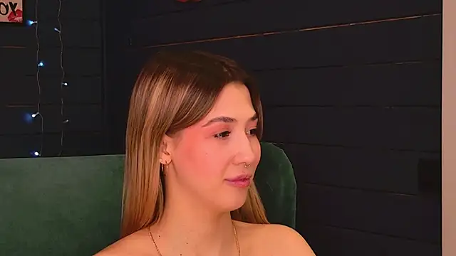 Bella svon online show from March 29, 8:16 am