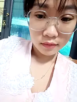 Snapshot of Maimai00 chatting on September 30, 1:44 am Maimai00 online show from September 30, 1:44 am