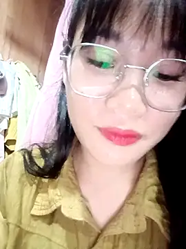 Snapshot of Maimai00 chatting on October 20, 1:11 pm Maimai00 online show from October 20, 1:11 pm