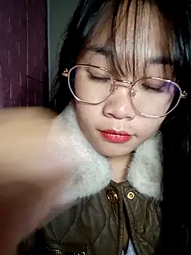 Snapshot of Maimai00 chatting on December 1, 3:24 pm Maimai00 online show from December 1, 3:24 pm