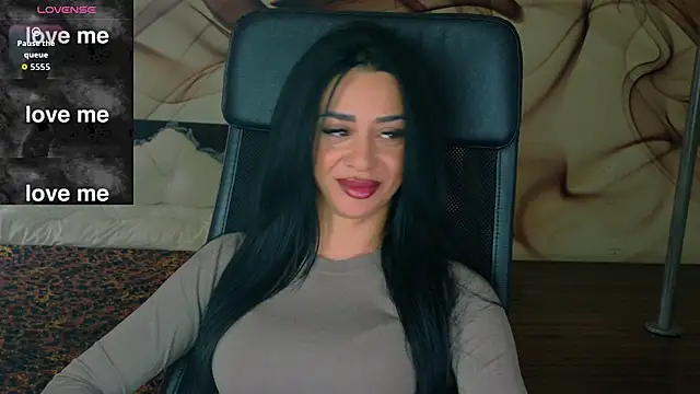 NaomiScarlet online show from November 12, 10:30 am