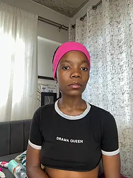 prettydollyy online show from March 7, 6:09 am