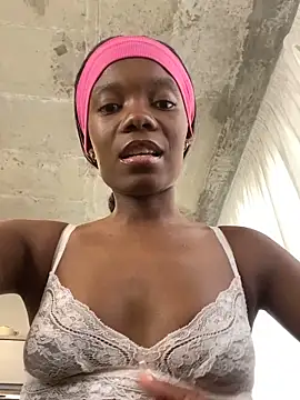 prettydollyy online show from March 8, 5:33 am