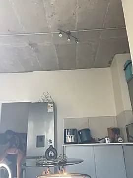 prettydollyy online show from April 10, 7:26 am