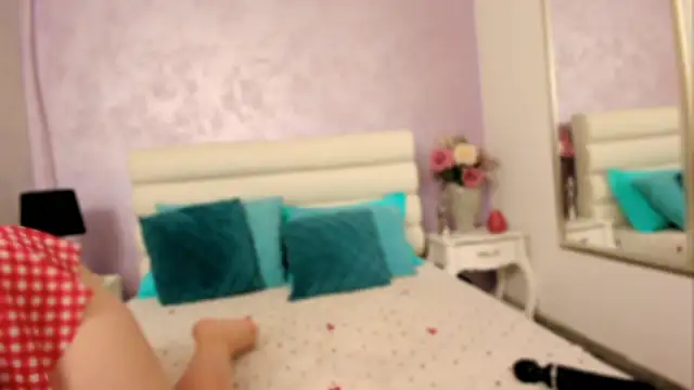 SweetySasha18 online show from November 10, 6:24 pm