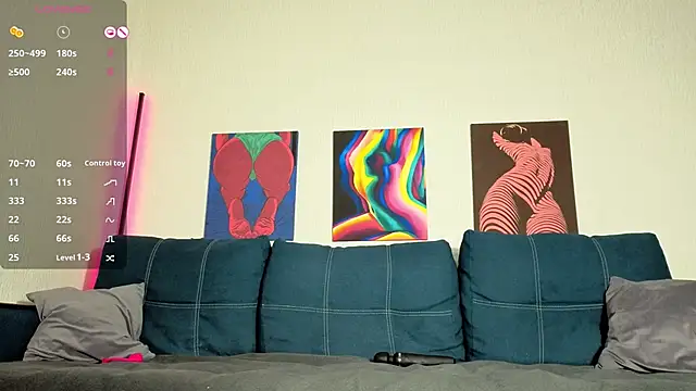 TrixiBell online show from March 6, 5:13 am