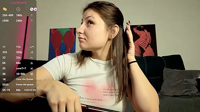 TrixiBell online show from April 3, 4:52 am