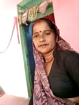 Cutreet online show from December 14, 9:26 am