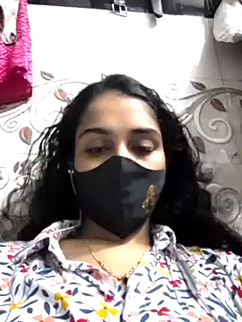 Snapshot of Zoya_G chatting on September 22, 8:59 pm Zoya G online show from September 22, 8:59 pm