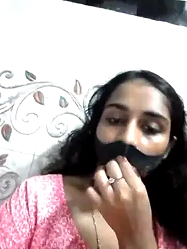 Snapshot of Zoya_G chatting on October 1, 10:30 am Zoya G online show from October 1, 10:30 am