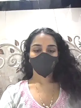 Snapshot of Zoya_G chatting on September 19, 11:25 am Zoya G online show from September 19, 11:25 am