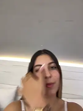 Emmy Meadows online show from September 27, 7:09 pm