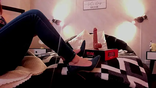 VidiaStons online show from October 21, 7:35 pm