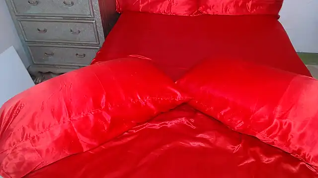 Snapshot of Ambra_ chatting on October 26, 2:50 pm Ambra online show from October 26, 2:50 pm