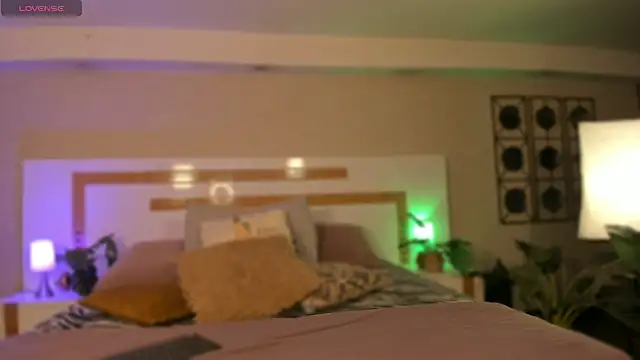 Snapshot of anne_dh chatting on October 1, 12:16 am anne dh online show from October 1, 12:16 am