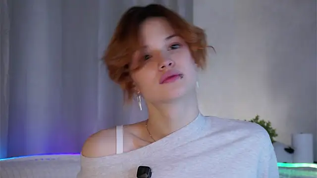 BlytheBenny online show from October 28, 12:55 am