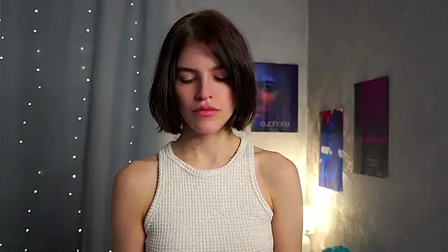 EleneButton online show from February 6, 1:12 am