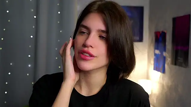 EleneButton online show from February 5, 1:12 am