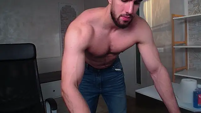 IvanHydee online show from October 29, 5:39 am