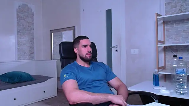 IvanHydee online show from September 17, 4:36 am