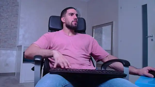 IvanHydee online show from September 24, 4:41 am