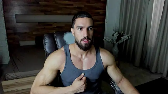 Snapshot of IvanHydee chatting on July 16, 4:31 am IvanHydee online show from July 16, 4:31 am