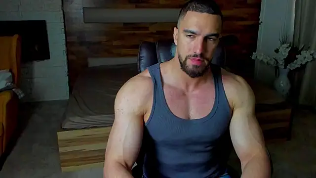 Snapshot of IvanHydee chatting on May 15, 4:32 am IvanHydee online show from May 15, 4:32 am
