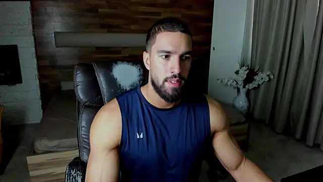 Snapshot of IvanHydee chatting on July 9, 4:24 am IvanHydee online show from July 9, 4:24 am