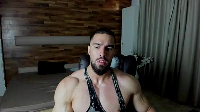 Snapshot of IvanHydee chatting on July 20, 4:20 am IvanHydee online show from July 20, 4:20 am