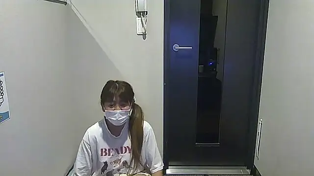Snapshot of SAKI_saki_01 chatting on October 10, 11:22 am SAKI saki 01 online show from October 10, 11:22 am