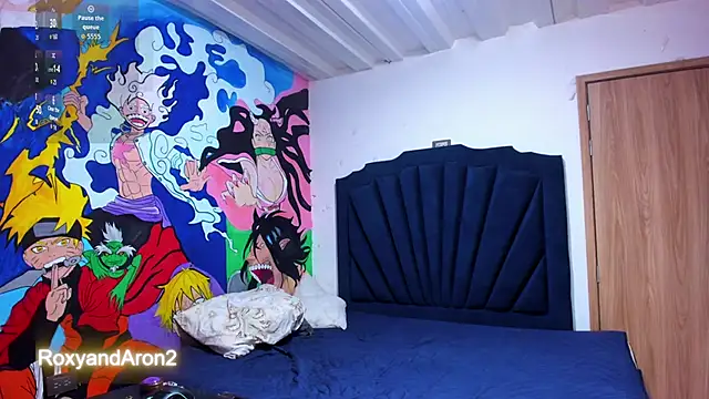 RoxyandAron2 online show from February 12, 1:00 pm