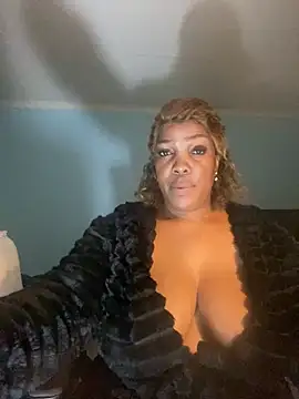 Snapshot of Jess555 chatting on June 15, 4:28 pm Jess555 online show from June 15, 4:28 pm