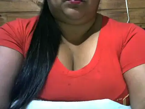 Snapshot of MARRENTINHA34 chatting on October 8, 5:02 pm MARRENTINHA34 online show from October 8, 5:02 pm