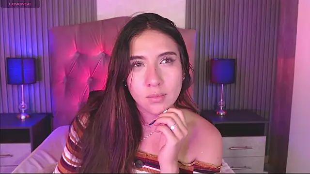 Bonnali lune online show from November 13, 10:35 pm