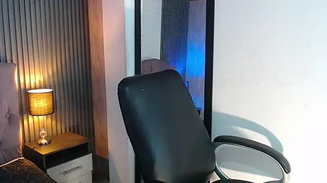 Bonnali lune online show from January 14, 3:54 am