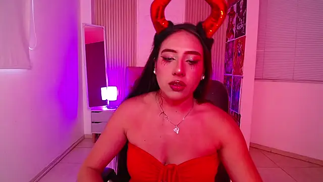 Bonnali lune online show from October 4, 9:49 pm