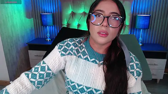 Bonnali lune online show from December 4, 10:31 pm