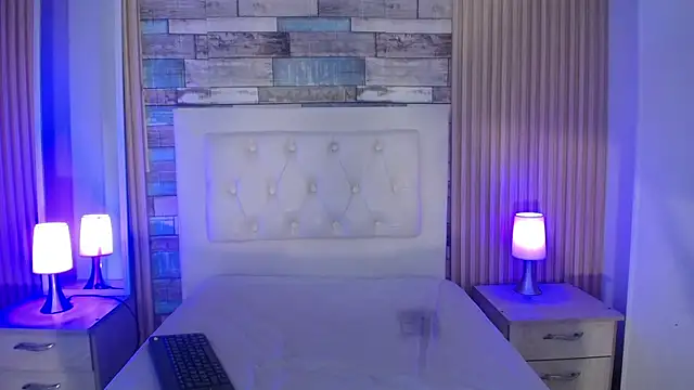 Bonnali lune online show from March 26, 3:05 am