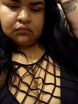 Snapshot of GabrielaxxO chatting on October 22, 7:08 am GabrielaxxO online show from October 22, 7:08 am