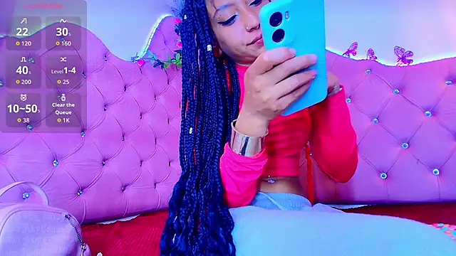 Snapshot of Sheilly_brown chatting on May 10, 7:38 pm Sheilly brown online show from May 10, 7:38 pm
