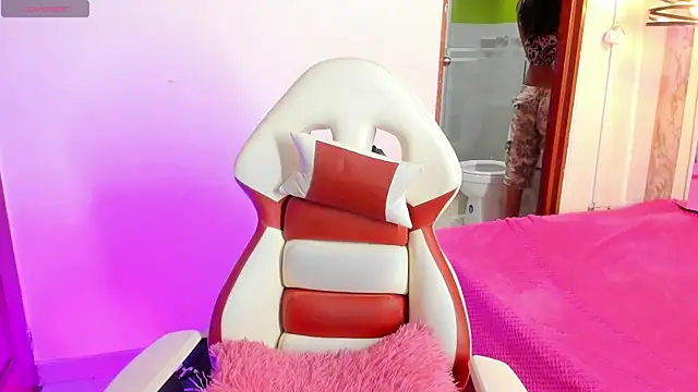 Sheilly brown online show from November 5, 7:39 pm