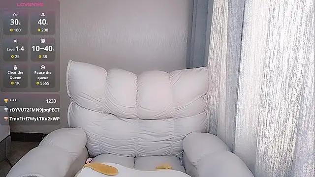 Coco--01 online show from June 11, 2:53 am