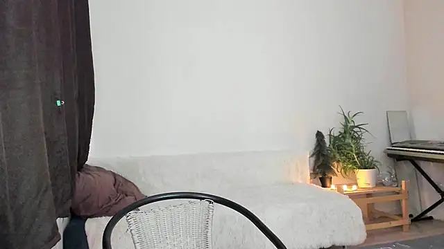 Snapshot of thief_of_hearts chatting on November 27, 11:21 am thief of hearts online show from November 27, 11:21 am