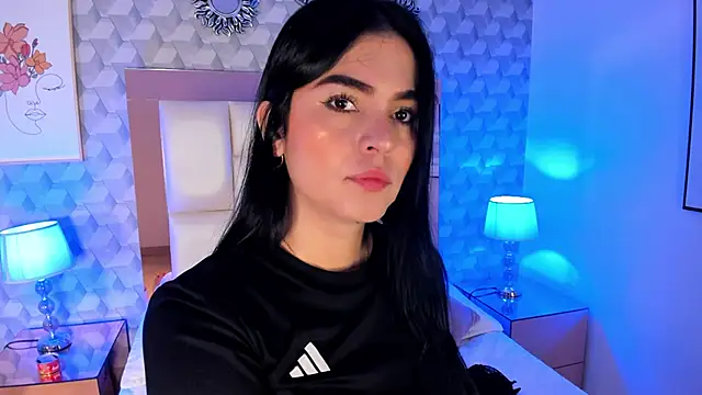 Sasha  sims   online show from October 26, 11:43 am